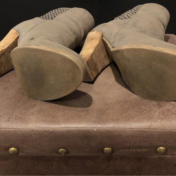 “Call it spring” women’s Grey/brown half boots with mesh leather siding size 8 - Picture 12 of 14